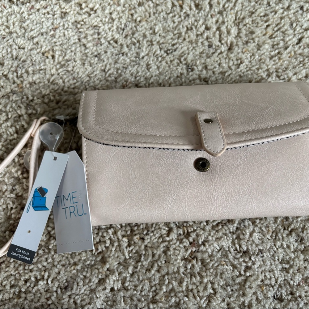 Time and Tru Cream Women's Bag